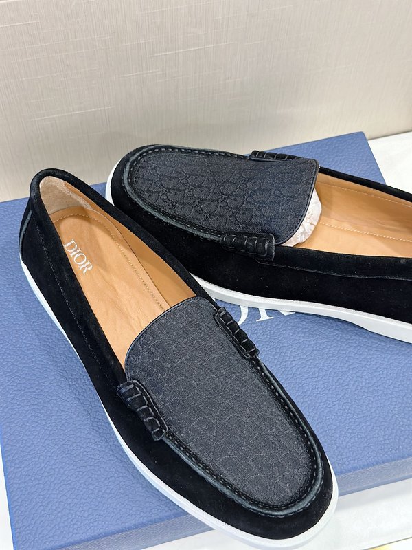 Dior Granville 남성 스웨이드 로퍼 001-228942