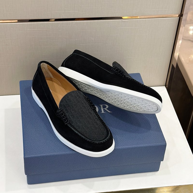 Dior Granville 남성 스웨이드 로퍼 001-228942