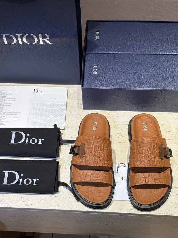 Dior Aqua 남성 교차 스트랩 샌들 001-228991