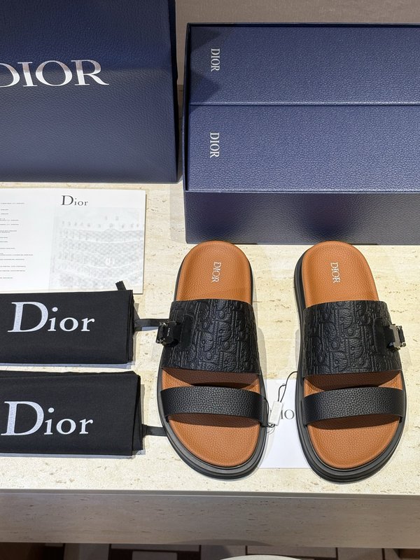 Dior Aqua 남성 크로스 밴드 샌들 001-228994