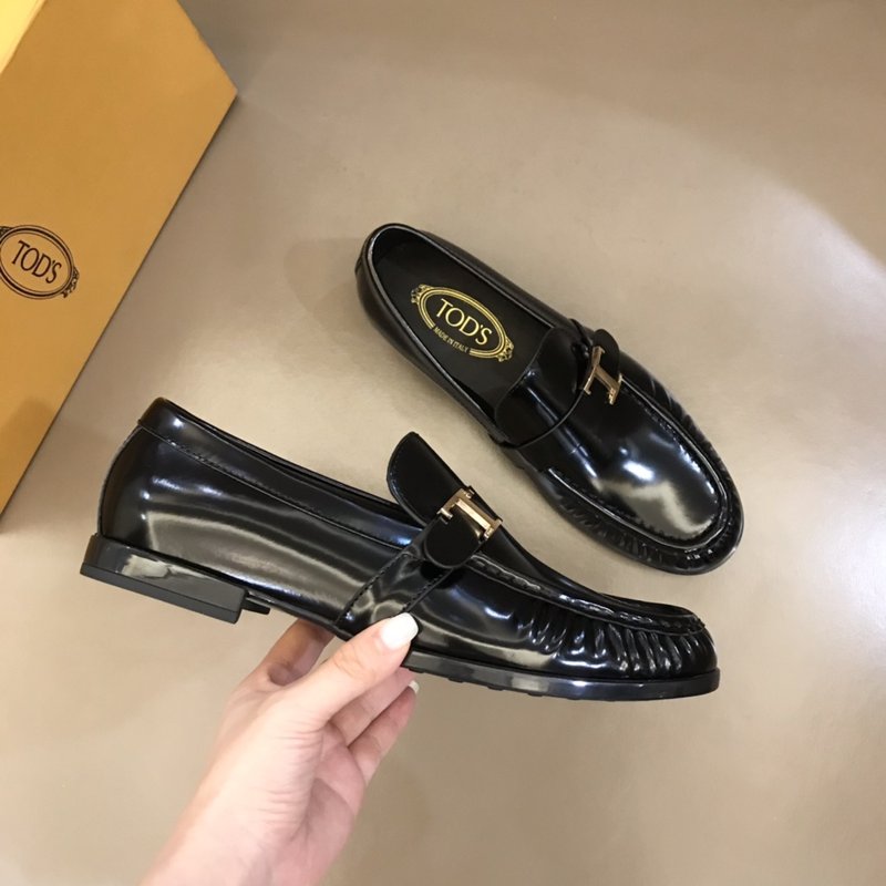 TOD'S 남성 수제 가죽 로퍼 구두 001-229016
