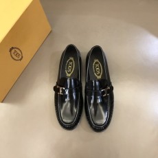 TOD'S 남성 수제 가죽 로퍼 구두 001-229016