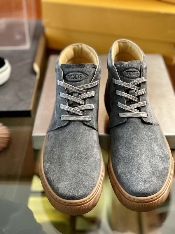 Tod's 스웨이드 가죽 하이톱 운동화 001-229017