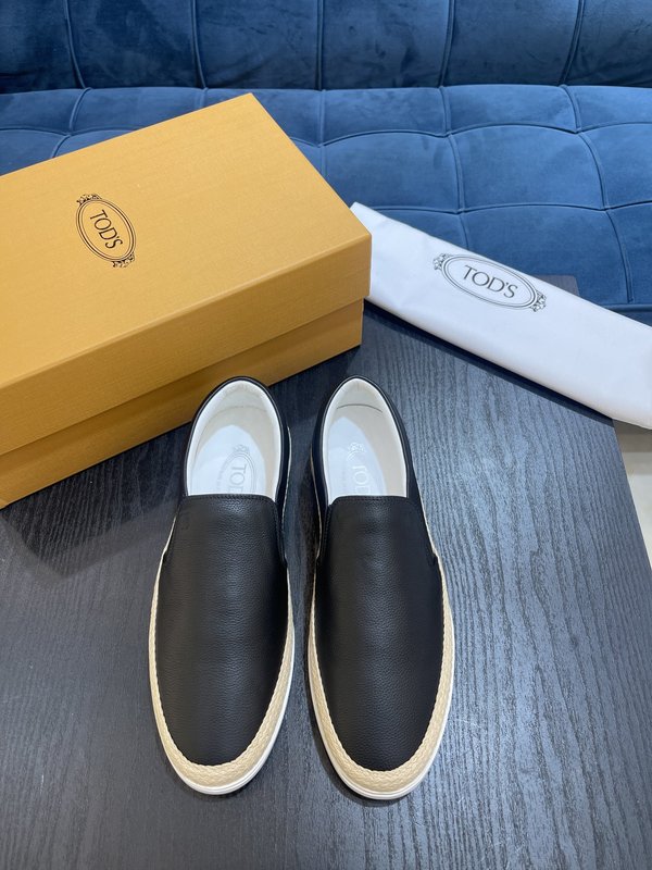TOD'S 2022SS 남성 가죽 로퍼 001-229019