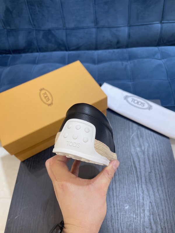 TOD'S 2022SS 남성 가죽 로퍼 001-229019