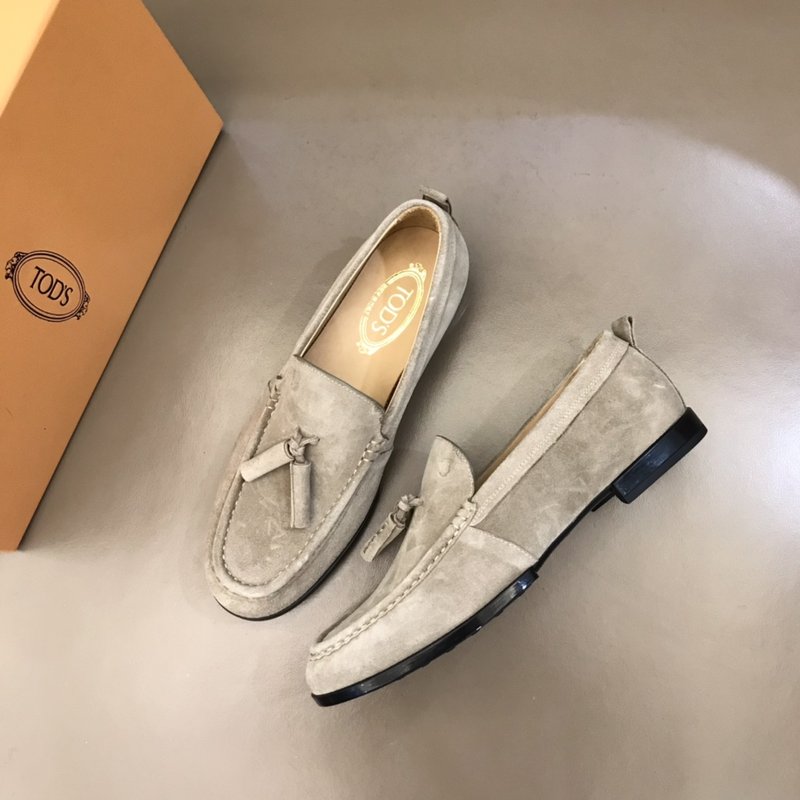 Tod's 토즈 남성 수입 스웨이드 로퍼 001-229027