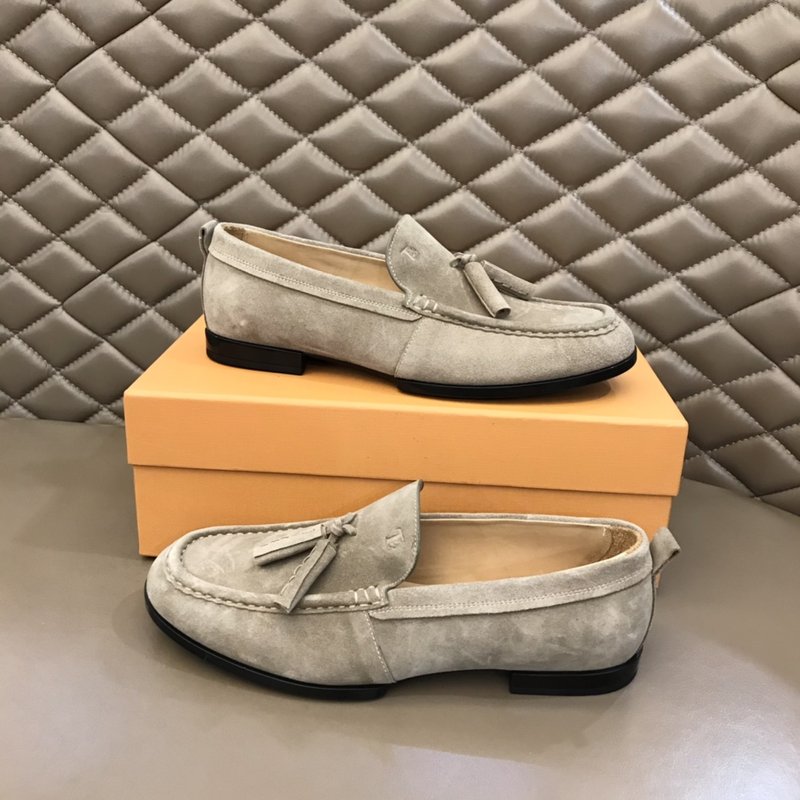 Tod's 토즈 남성 수입 스웨이드 로퍼 001-229027