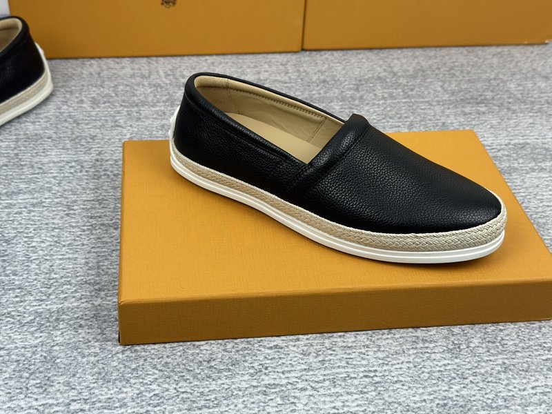 TOD'S 토즈 신규 남성 가죽 로퍼 001-229032