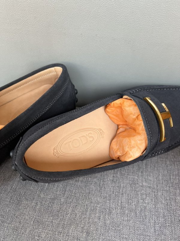 TODS 남성 수입 소가죽 로퍼 001-229039
