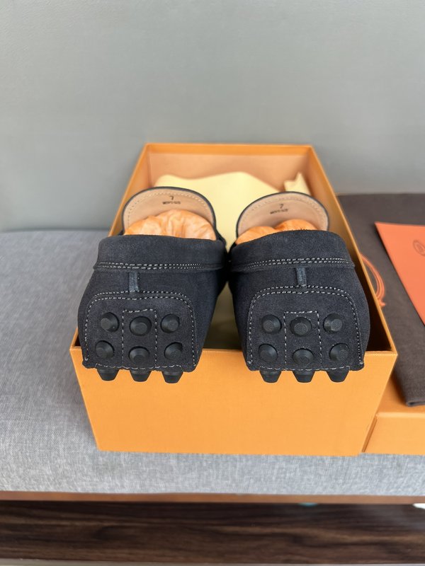 TODS 남성 수입 소가죽 로퍼 001-229039