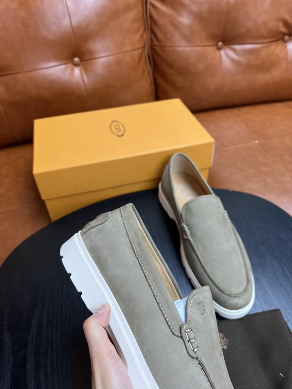 TOD'S 토즈 남성 스웨이드 로퍼 슈즈 001-229053