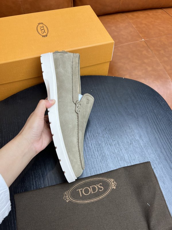 TOD'S 토즈 남성 스웨이드 로퍼 슈즈 001-229053