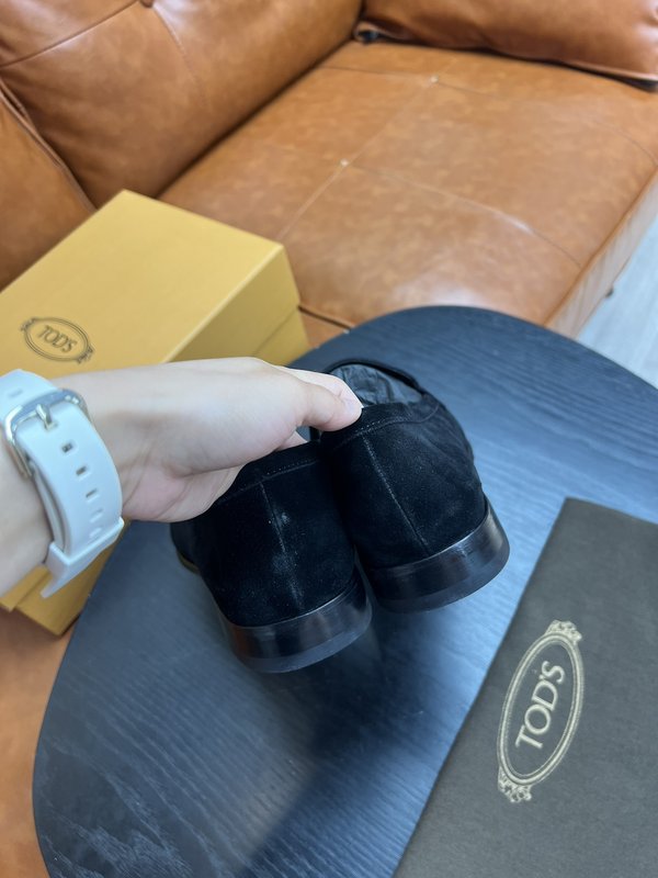 TOD'S 토드스 수입 스웨이드 가죽 로퍼 001-229062