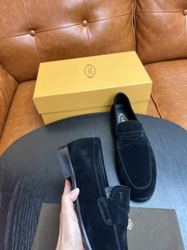 TOD'S 토드스 수입 스웨이드 가죽 로퍼 001-229062