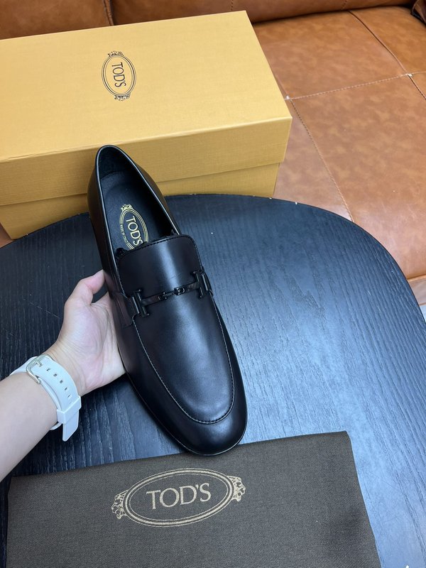 TODS 남성 경량 가죽 로퍼 구두 001-229063