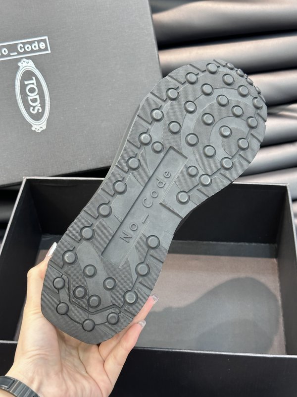Tod's 남성 캐주얼 조깅 운동화 001-229074