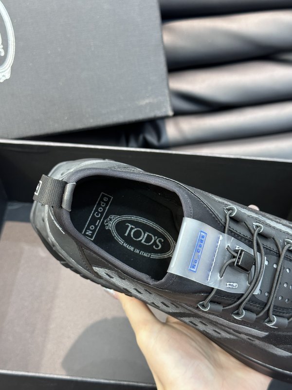 Tod's 남성 캐주얼 조깅 운동화 001-229074