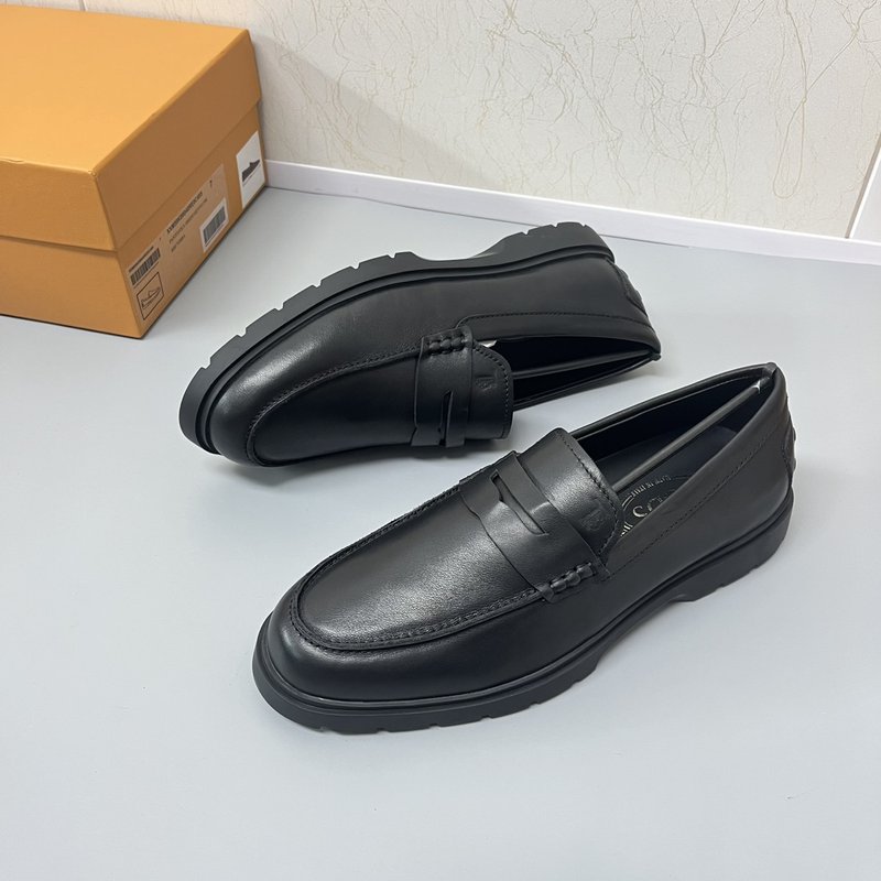 Tods 신상 가죽 수제 로퍼 001-229081