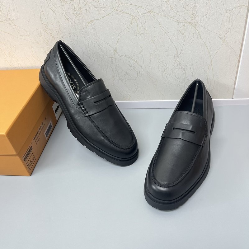 Tods 신상 가죽 수제 로퍼 001-229081