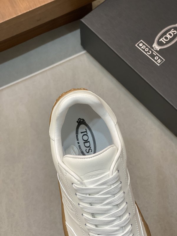 TOD'S 토즈 가죽 스니커즈 001-229086