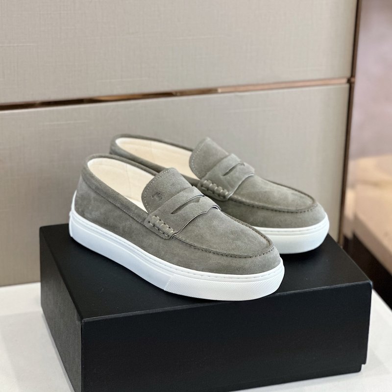 TOD'S 스웨이드 가죽 남성 로퍼 001-229090
