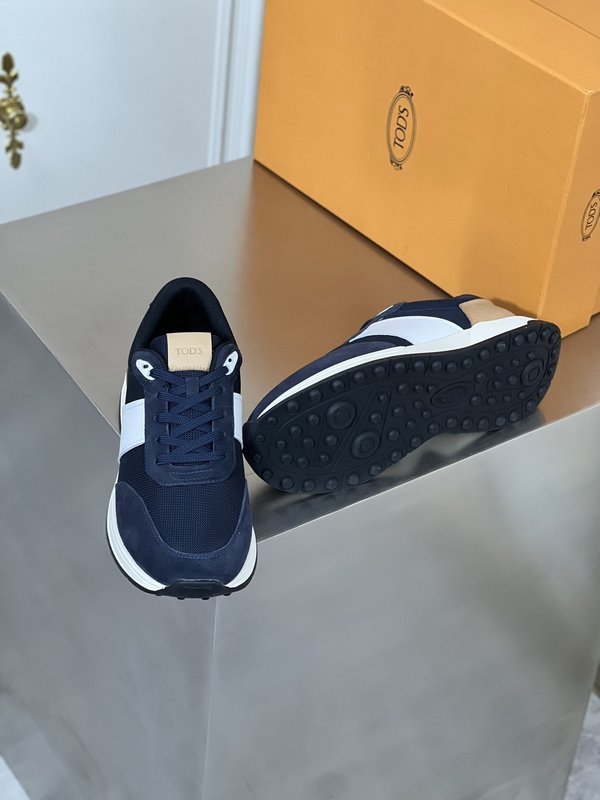 Tod's 남성 스웨이드 운동화 001-229091