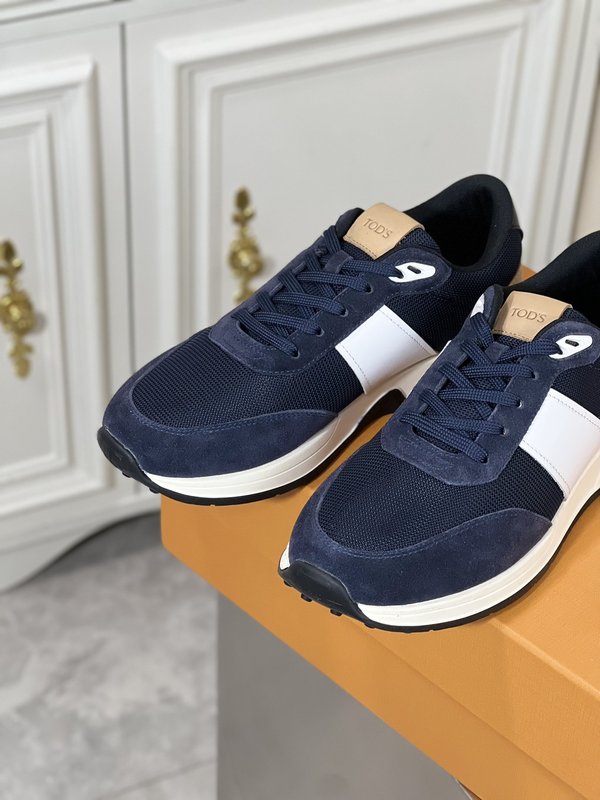 Tod's 남성 스웨이드 운동화 001-229091