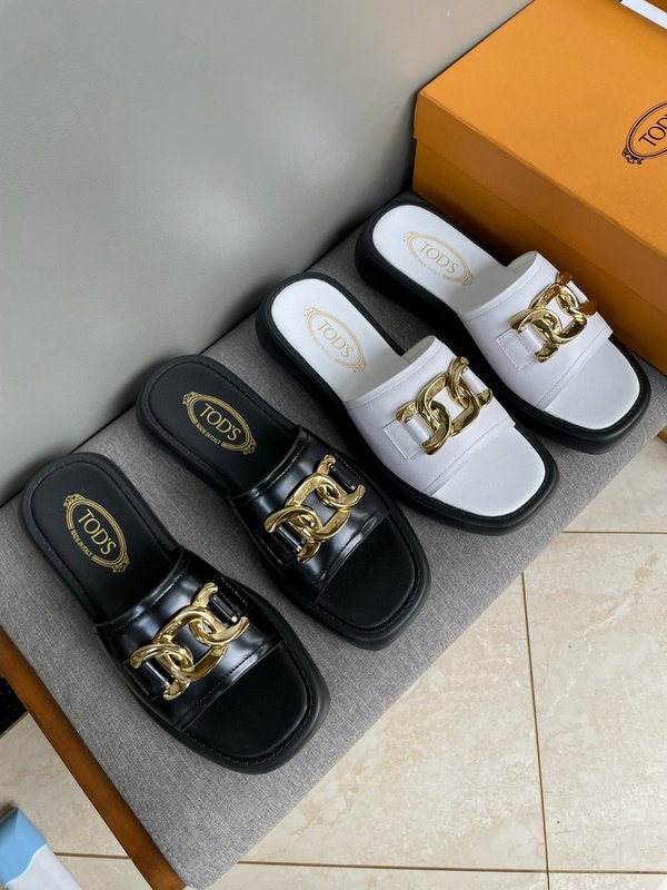 TODS 토즈 클래식 더블 T 로고 슬리퍼 001-229092
