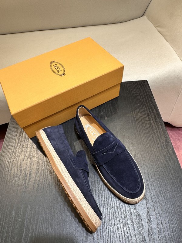 Tod's 스텝온 스웨이드 가죽 로퍼 001-229096