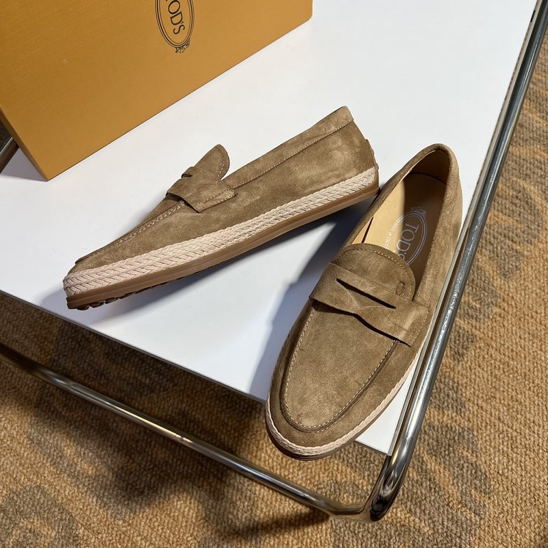 TODS 비즈니스 캐주얼 로퍼 001-229097