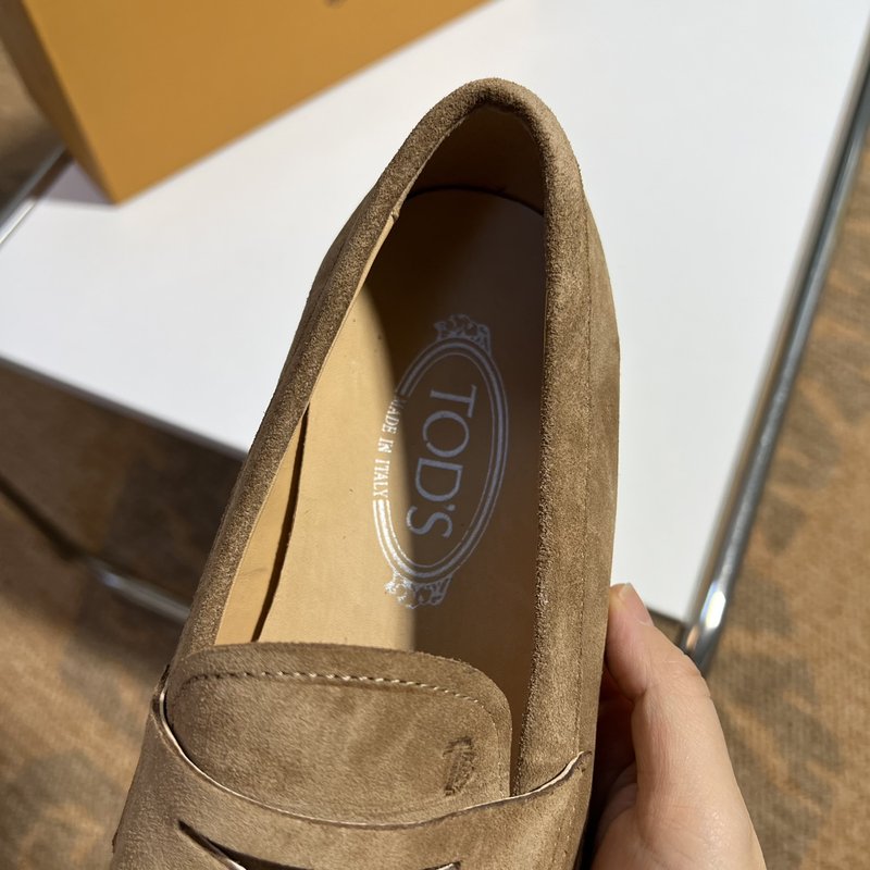 TODS 비즈니스 캐주얼 로퍼 001-229097