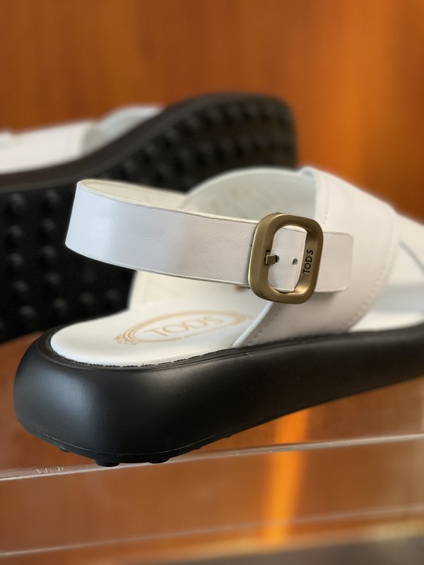 TOD'S 춘하 소가죽 편안한 샌들 슬리퍼 001-229098