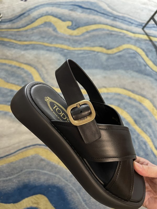 TOD'S 춘하 소가죽 편안한 샌들 슬리퍼 001-229098