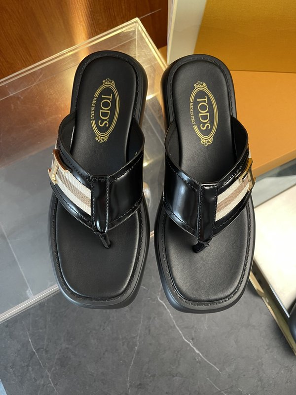 TOD'S 2022 가죽 샌들 슬리퍼 001-229099