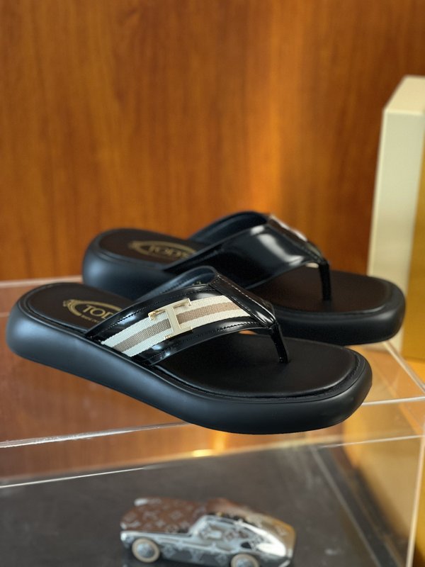 TOD'S 2022 가죽 샌들 슬리퍼 001-229099