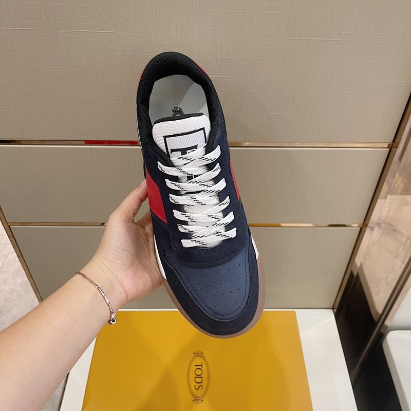 Tods 남성 가죽 패치 운동화 001-229110