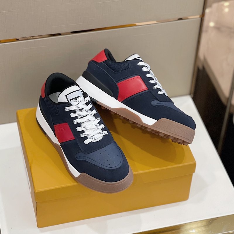 Tods 남성 가죽 패치 운동화 001-229110