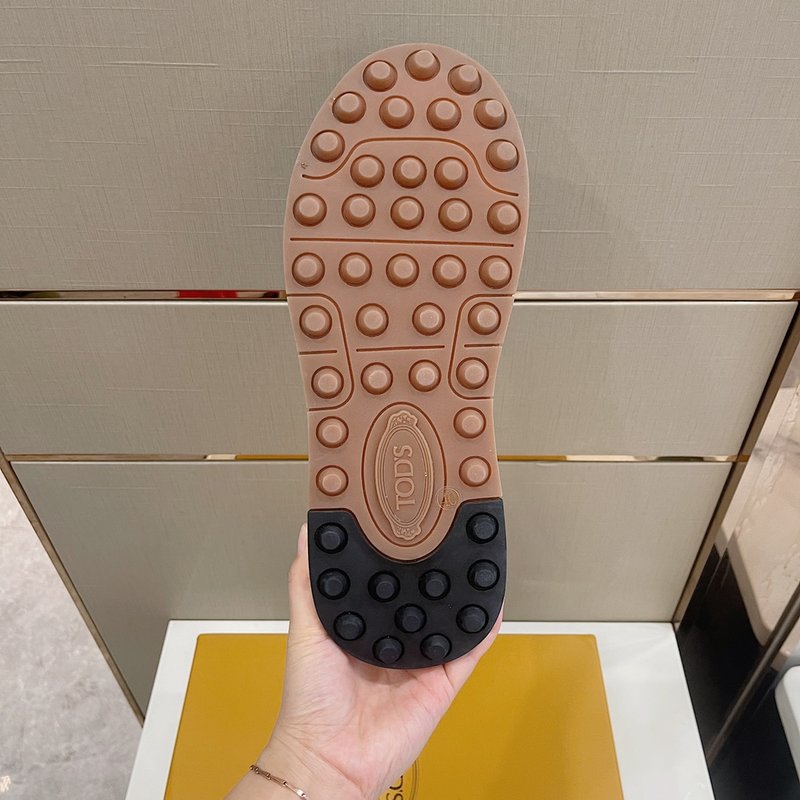 Tods 남성 가죽 패치 운동화 001-229110