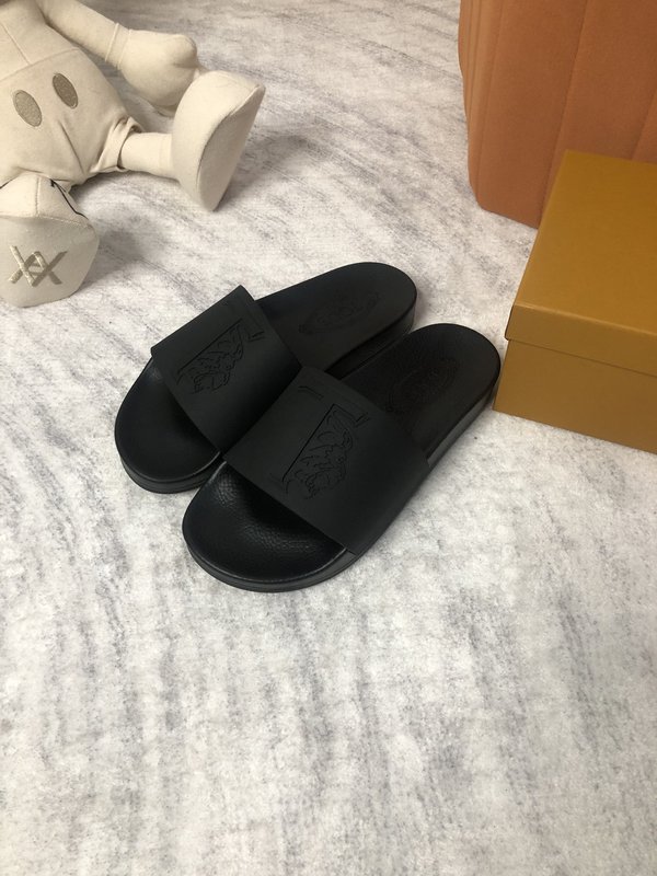토즈 커플용 고무 미끄럼 방지 슬리퍼 001-229111