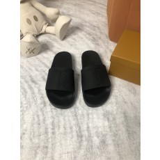 토즈 커플용 고무 미끄럼 방지 슬리퍼 001-229111