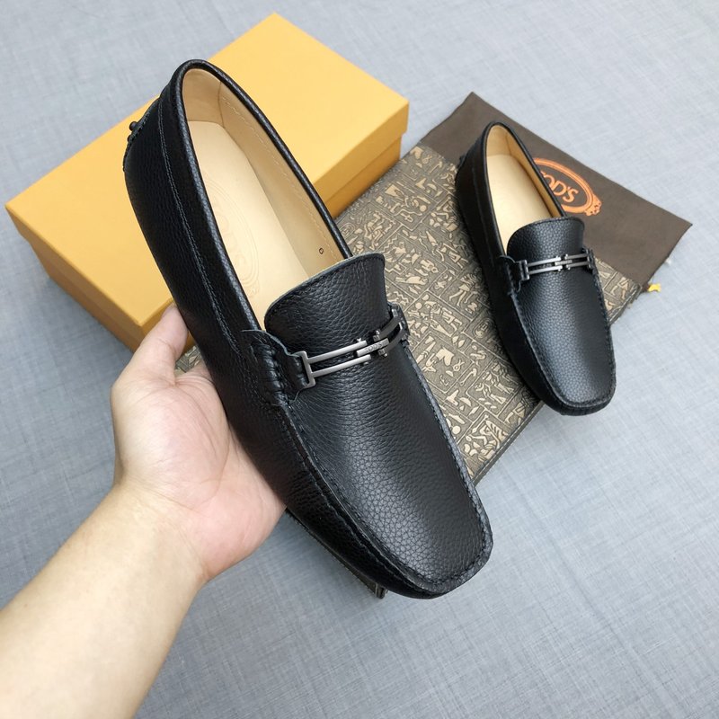 Tods 남성 소금 무늬 가죽 로퍼 001-229113