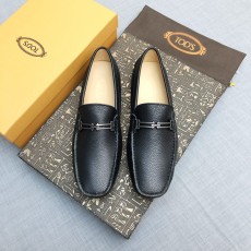 Tods 남성 소금 무늬 가죽 로퍼 001-229113
