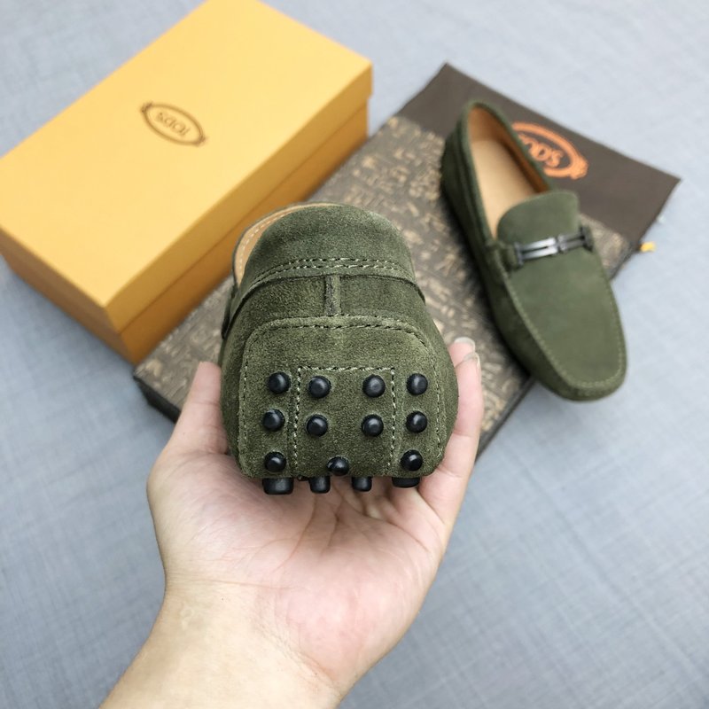 Tods 남성 스웨이드 로퍼 군녹색 001-229115