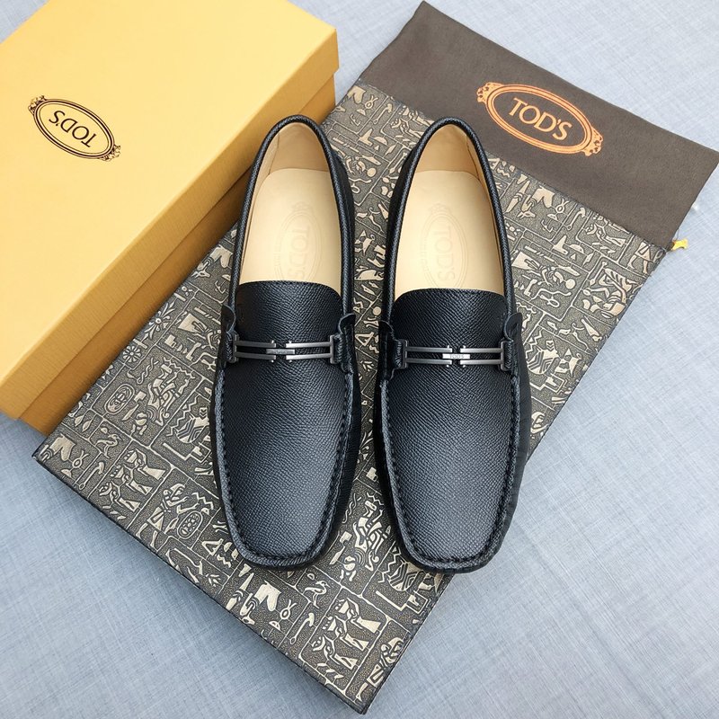 Tods 남성 리자드 패턴 로퍼 001-229122