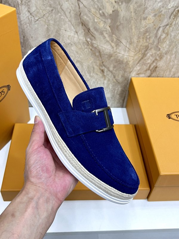 토즈 Tods 캐주얼 가죽 로퍼 001-229150