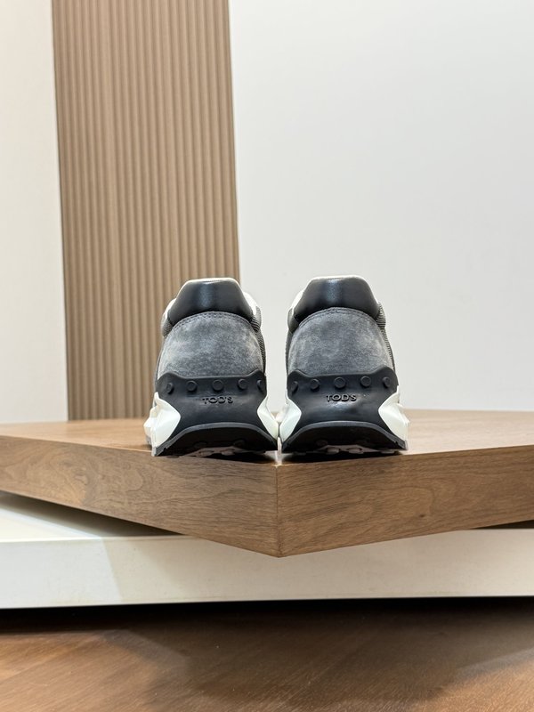 TODS 남성 이탈리아 실크 소 가죽 캐주얼 슈즈 001-229154