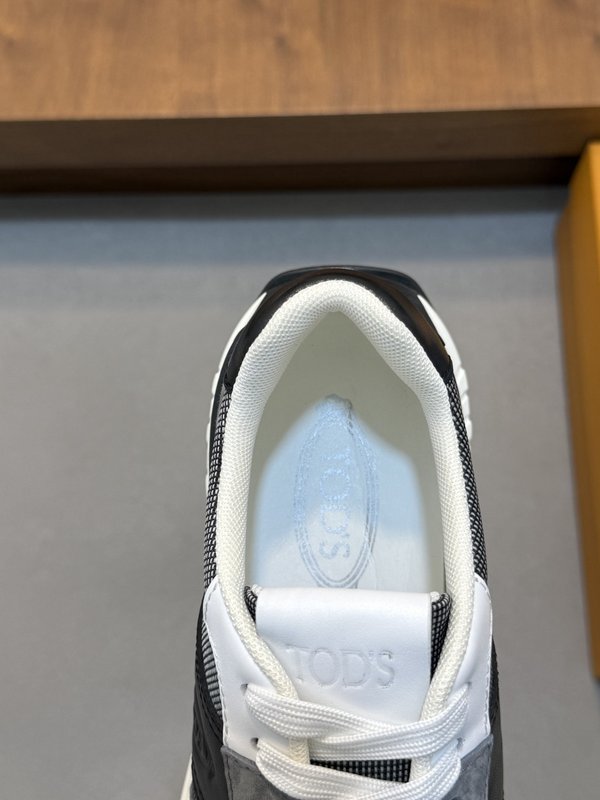 TODS 남성 이탈리아 실크 소 가죽 캐주얼 슈즈 001-229154