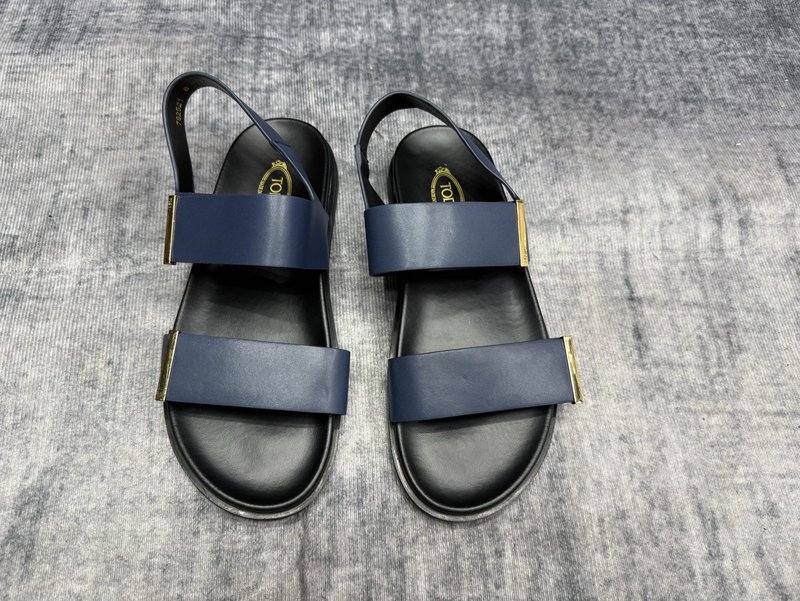 TOD'S 토드스 신규 슬리퍼 001-229159