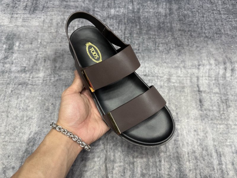 TOD'S 토즈 신규 슬리퍼 001-229160