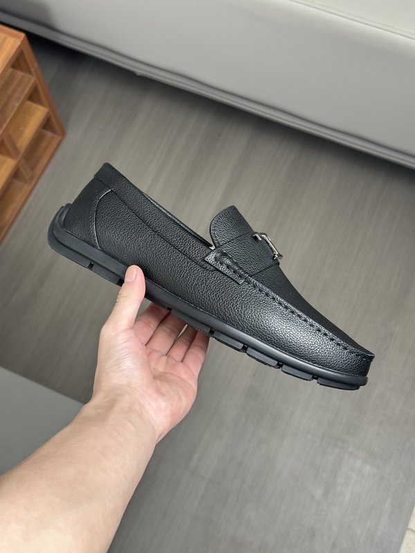 Tods 남성 수입 소 가죽 로퍼 001-229182